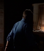 ROSWELL_-_E2X03_SURPRISE_012.jpg