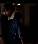 ROSWELL_-_E2X03_SURPRISE_020.jpg