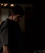 ROSWELL_-_E2X03_SURPRISE_022.jpg