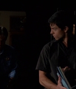 ROSWELL_-_E2X03_SURPRISE_027.jpg
