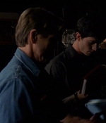 ROSWELL_-_E2X03_SURPRISE_062.jpg