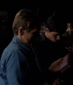 ROSWELL_-_E2X03_SURPRISE_074.jpg