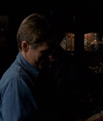 ROSWELL_-_E2X03_SURPRISE_079.jpg