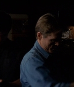 ROSWELL_-_E2X03_SURPRISE_092.jpg