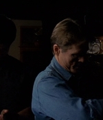 ROSWELL_-_E2X03_SURPRISE_094.jpg
