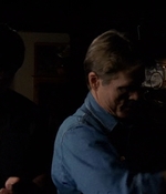 ROSWELL_-_E2X03_SURPRISE_095.jpg