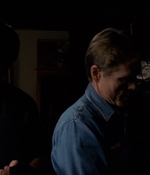 ROSWELL_-_E2X03_SURPRISE_099.jpg