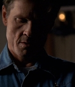 ROSWELL_-_E2X03_SURPRISE_147.jpg
