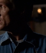 ROSWELL_-_E2X03_SURPRISE_151.jpg