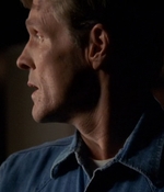ROSWELL_-_E2X03_SURPRISE_158.jpg