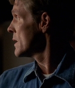 ROSWELL_-_E2X03_SURPRISE_159.jpg