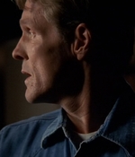 ROSWELL_-_E2X03_SURPRISE_161.jpg
