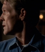 ROSWELL_-_E2X03_SURPRISE_166.jpg