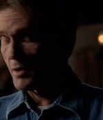 ROSWELL_-_E2X03_SURPRISE_171.jpg