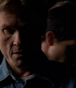 ROSWELL_-_E2X03_SURPRISE_175.jpg