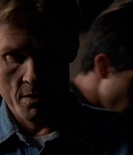 ROSWELL_-_E2X03_SURPRISE_176.jpg