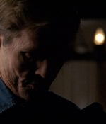 ROSWELL_-_E2X03_SURPRISE_210.jpg