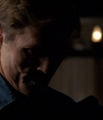 ROSWELL_-_E2X03_SURPRISE_211.jpg