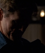 ROSWELL_-_E2X03_SURPRISE_213.jpg