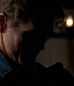 ROSWELL_-_E2X03_SURPRISE_215.jpg