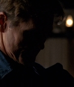 ROSWELL_-_E2X03_SURPRISE_216.jpg