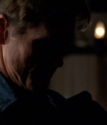 ROSWELL_-_E2X03_SURPRISE_217.jpg