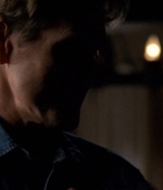 ROSWELL_-_E2X03_SURPRISE_224.jpg