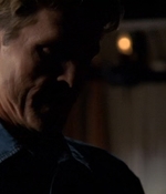 ROSWELL_-_E2X03_SURPRISE_236.jpg