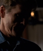 ROSWELL_-_E2X03_SURPRISE_245.jpg