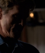 ROSWELL_-_E2X03_SURPRISE_254.jpg