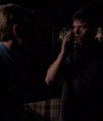 ROSWELL_-_E2X03_SURPRISE_376.jpg