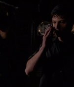 ROSWELL_-_E2X03_SURPRISE_420.jpg