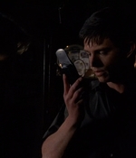 ROSWELL_-_E2X03_SURPRISE_447.jpg