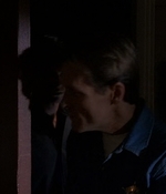 ROSWELL_-_E2X03_SURPRISE_458.jpg