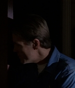 ROSWELL_-_E2X03_SURPRISE_462.jpg