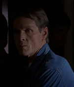 ROSWELL_-_E2X03_SURPRISE_473.jpg