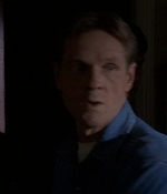 ROSWELL_-_E2X03_SURPRISE_477.jpg