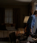 ROSWELL_-_E2X03_SURPRISE_512.jpg