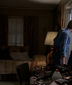 ROSWELL_-_E2X03_SURPRISE_516.jpg