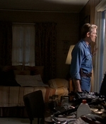 ROSWELL_-_E2X03_SURPRISE_529.jpg