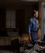 ROSWELL_-_E2X03_SURPRISE_532.jpg