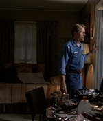 ROSWELL_-_E2X03_SURPRISE_535.jpg