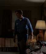 ROSWELL_-_E2X03_SURPRISE_551.jpg