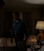 ROSWELL_-_E2X03_SURPRISE_555.jpg