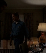 ROSWELL_-_E2X03_SURPRISE_556.jpg