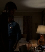 ROSWELL_-_E2X03_SURPRISE_558.jpg