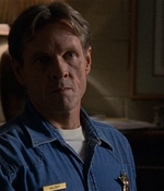 ROSWELL_-_E2X03_SURPRISE_619.jpg