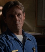 ROSWELL_-_E2X03_SURPRISE_620.jpg