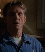 ROSWELL_-_E2X03_SURPRISE_647.jpg