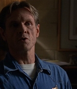 ROSWELL_-_E2X03_SURPRISE_659.jpg